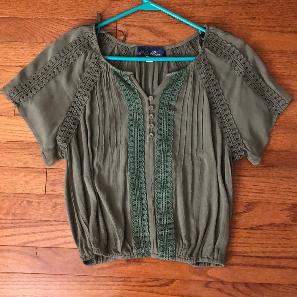 BLUE RAIN AMRY GREEN TOP SIZE M